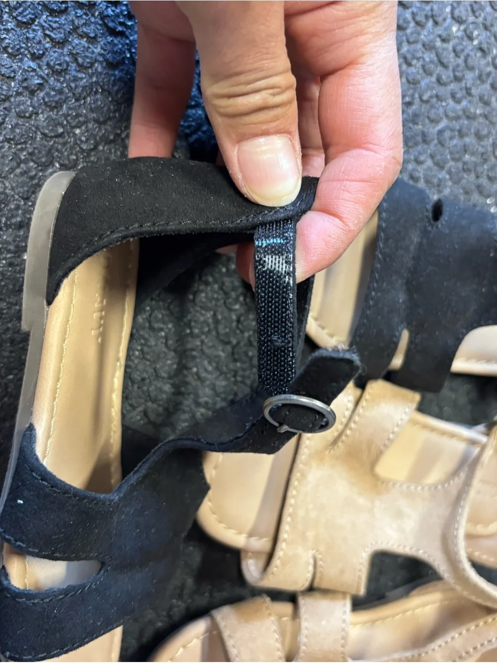 Old Navy Girls Dual Sandals in Black and Tan